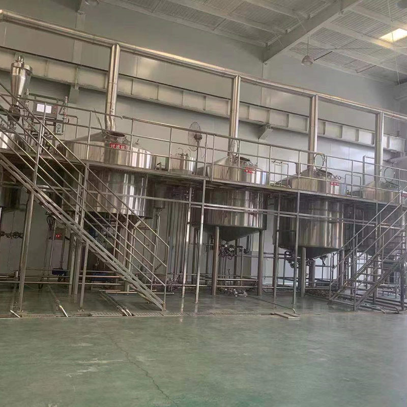 太原精酿啤酒设备厂—平面布置、设备设计、制造、调试、培训等一条龙服务_COPY